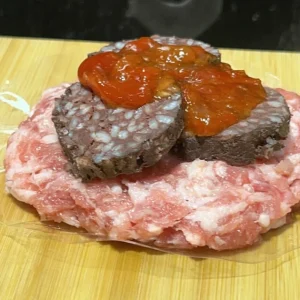 hamburguesa de ternasco con morcilla y pimiento